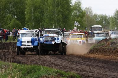 За медали чемпионата Рязанской области по автокроссу боролись спортсмены четырёх регионов